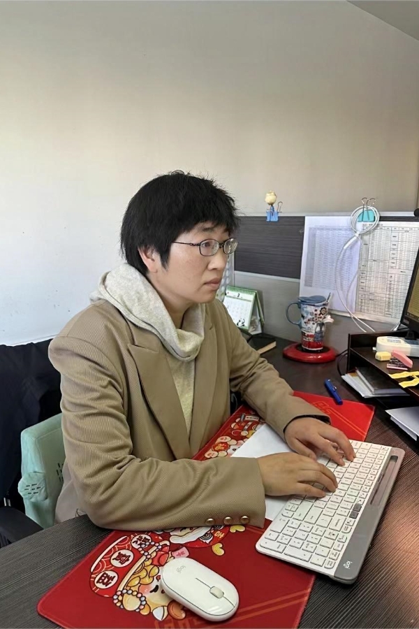 1709800336278439.jpg 4-鹽業(yè)事業(yè)部潘玲_副本.jpg